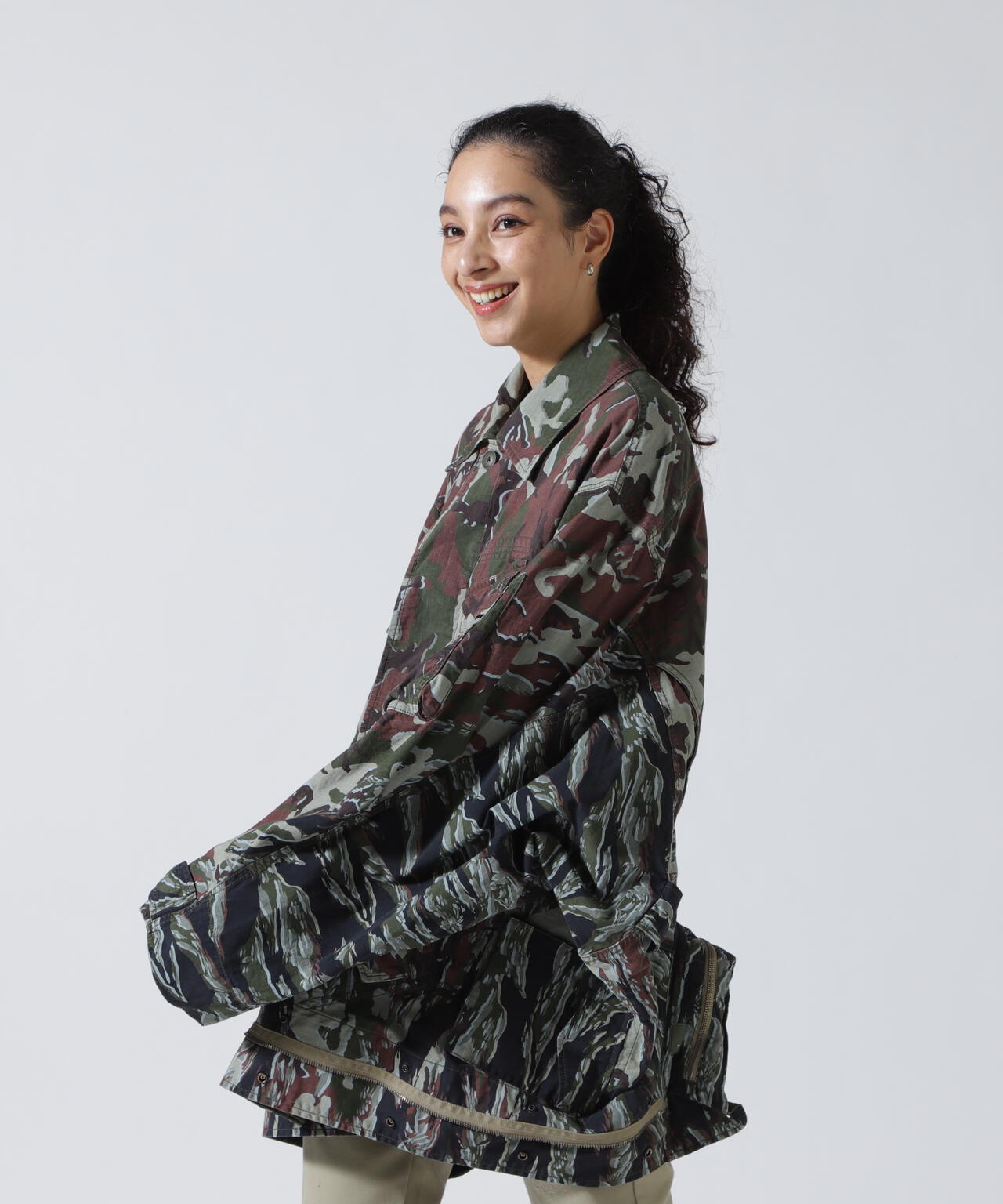 beautiful people×Alpha/double-end camouflage field JK | ROYAL