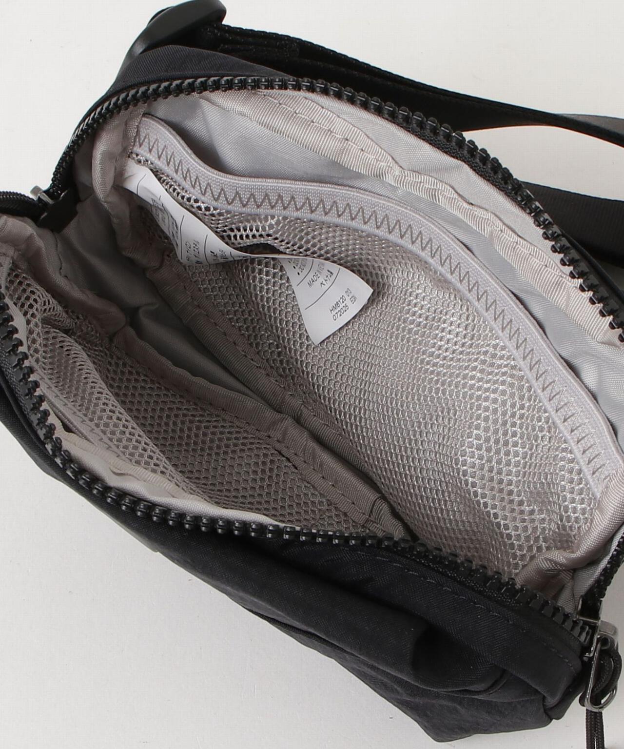 NIKE/ナイキ クロスボディバッグ (2L)