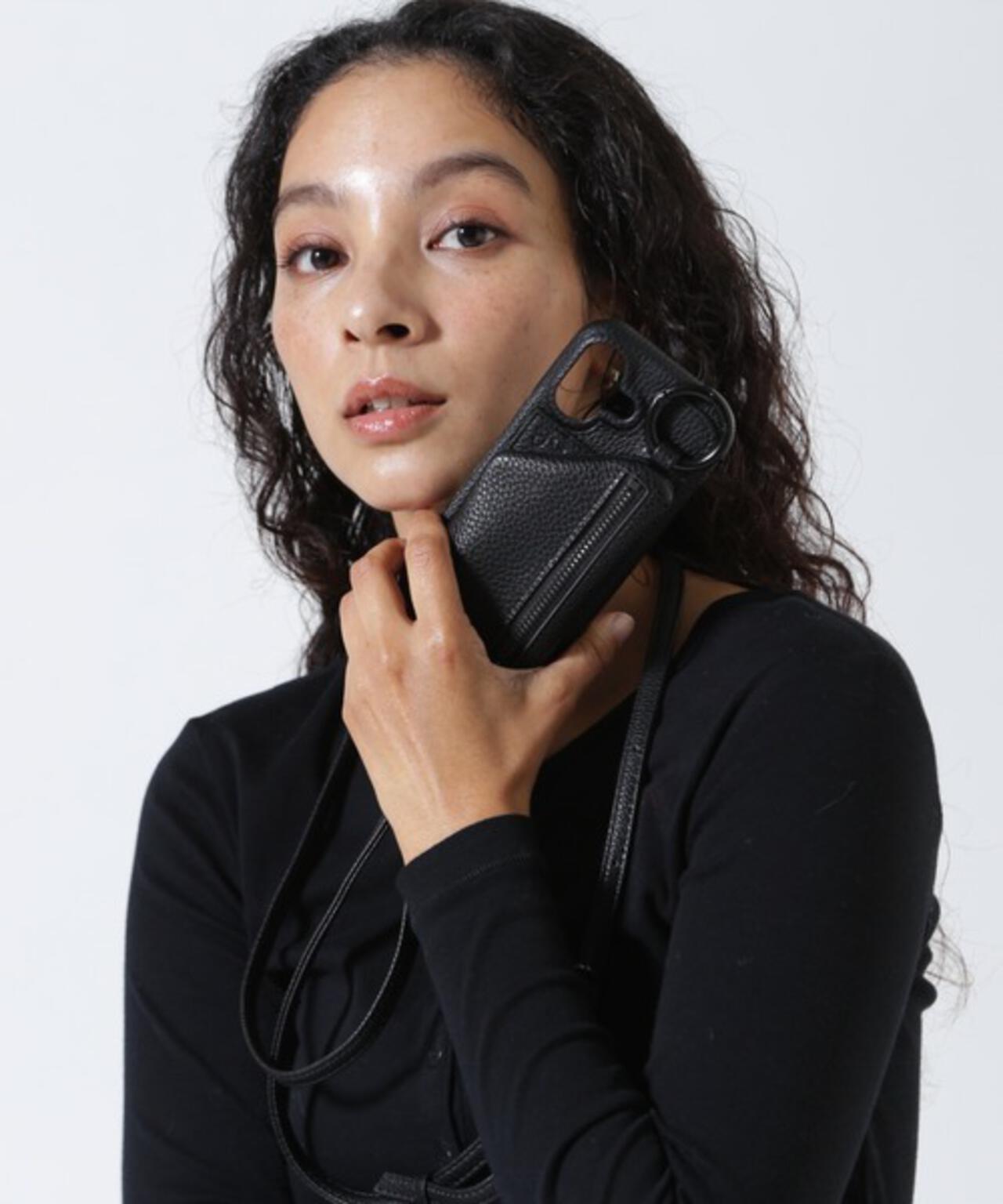 ajew/エジュー/別注【ひも付き】iPhone17/17Pro /BLACK