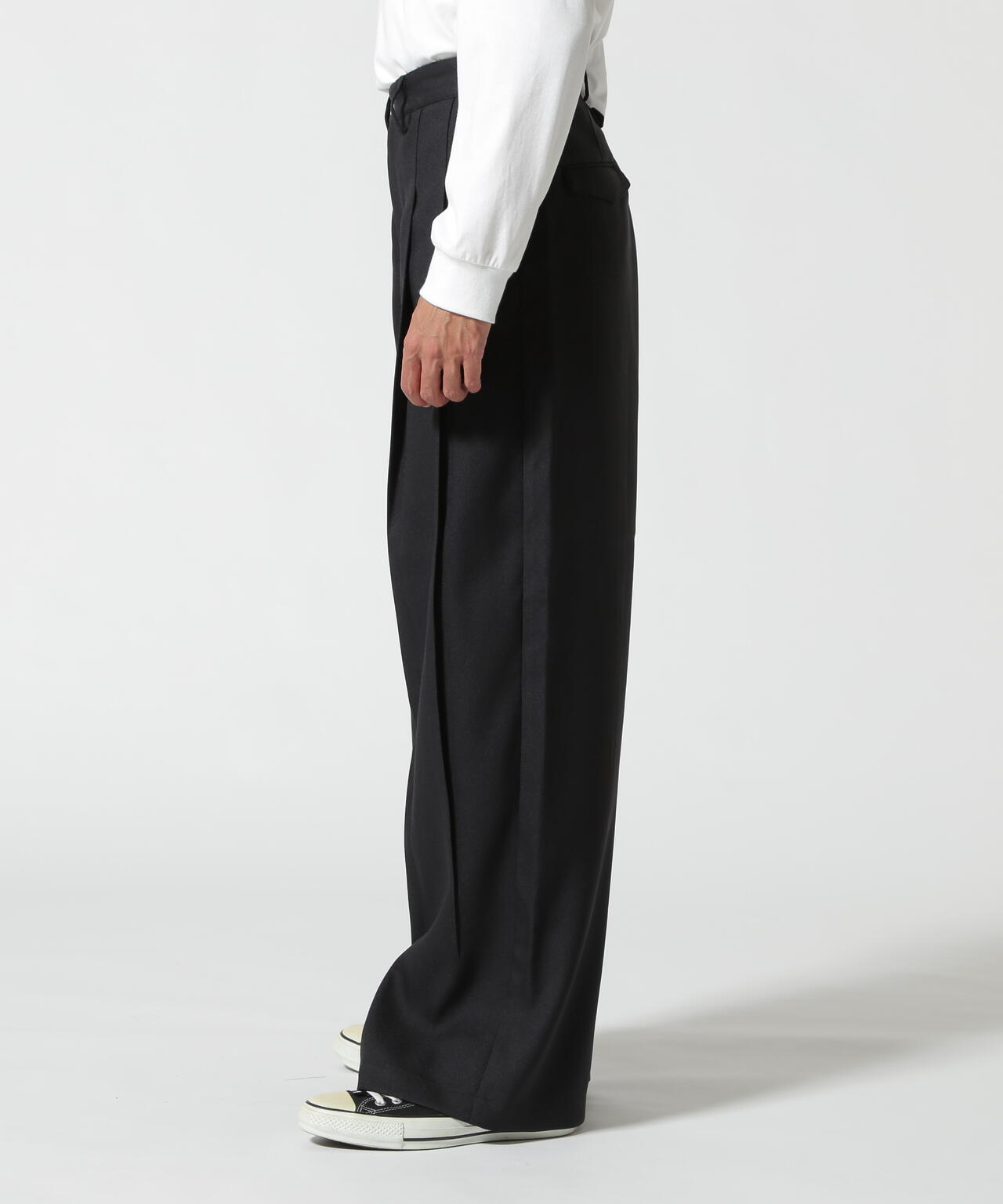 Toironier/トワロニエ/2Tuck Wide Pants | GARDEN（ガーデン