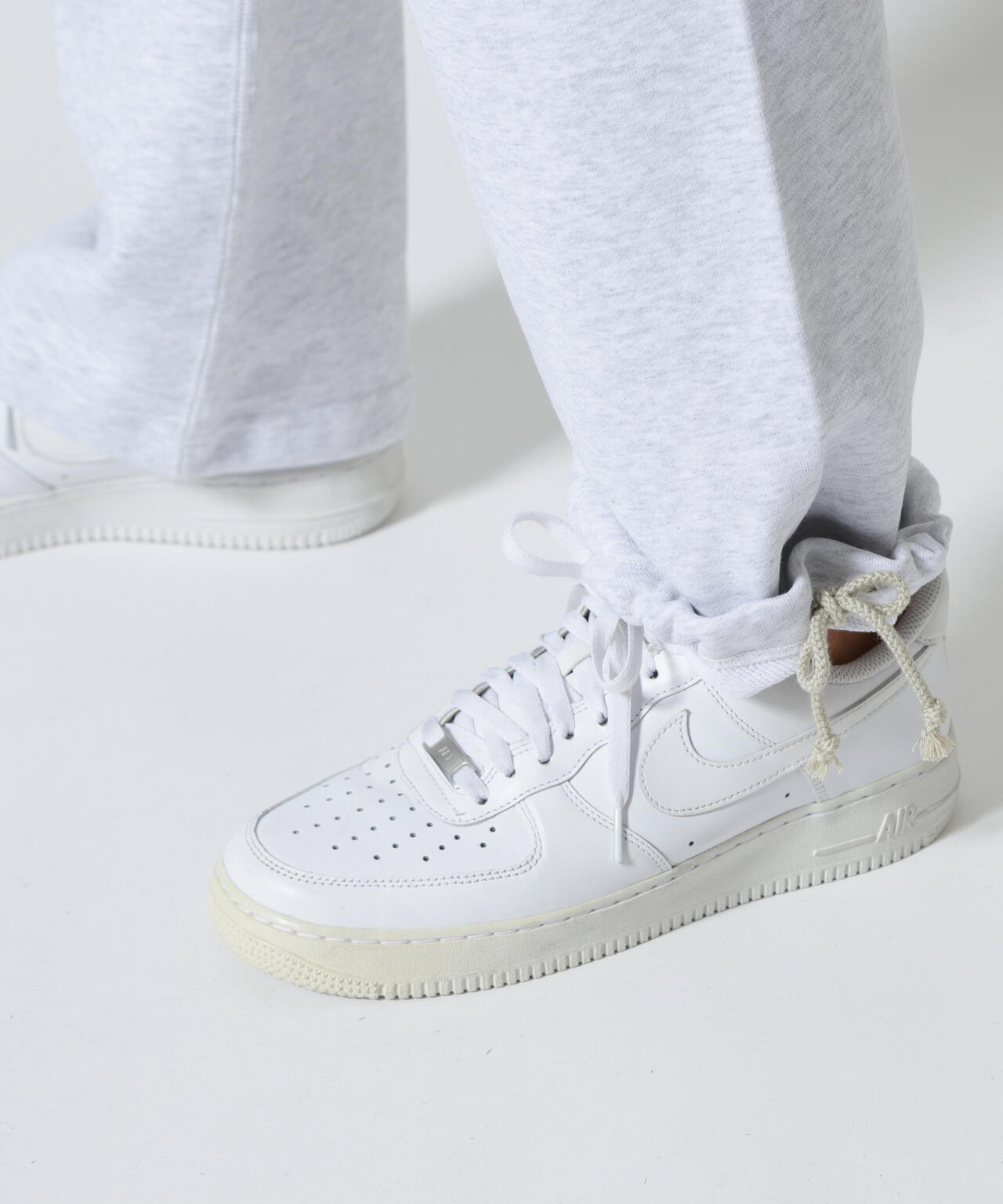 The Make Happy Studio/ザメイクハッピーストゥディオ/SWEAT PANTS