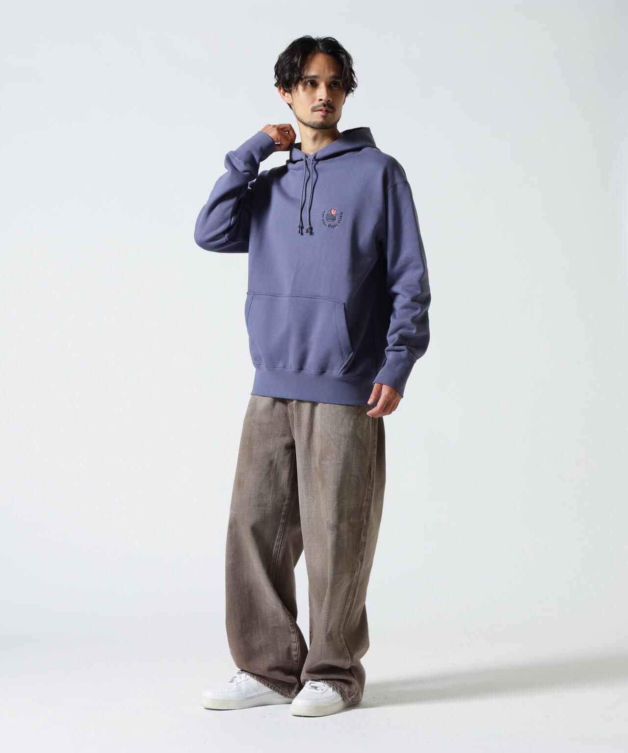 The Make Happy Studio/ザメイクハッピーストゥディオ/SWEAT HOODY