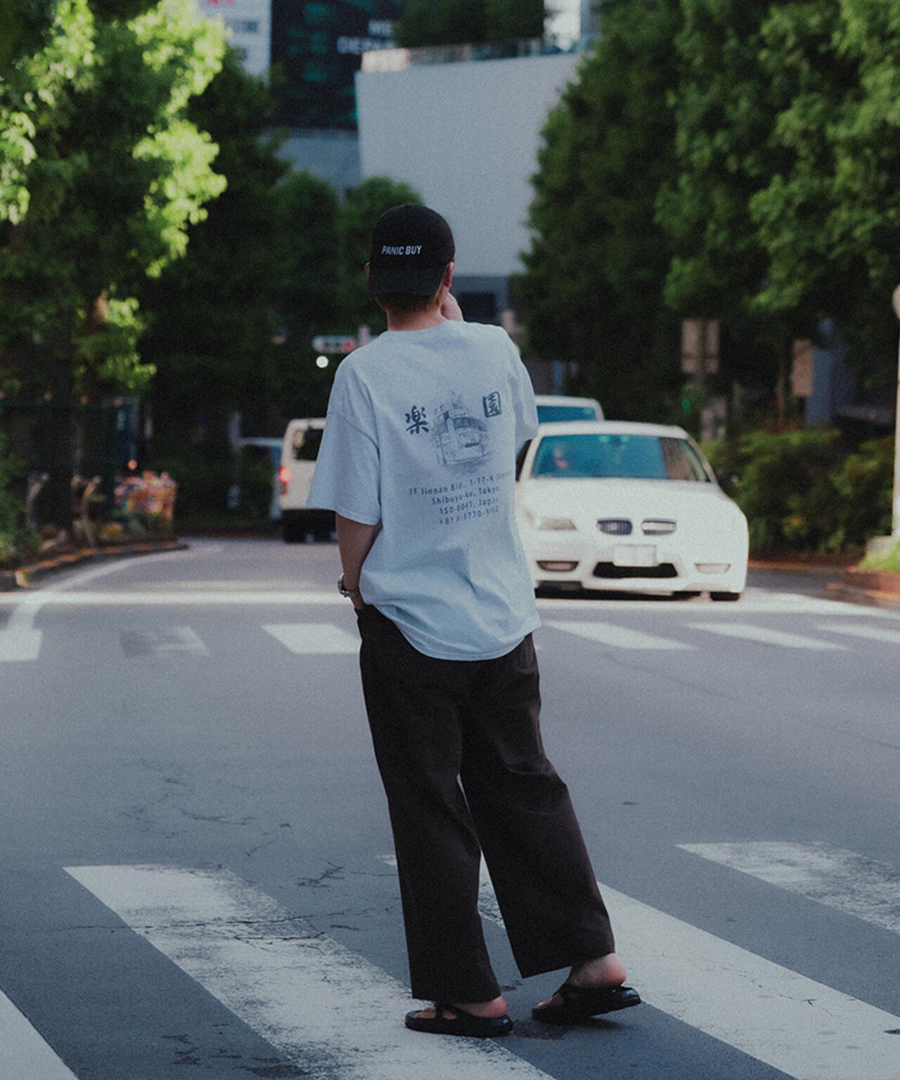 ANCELLM ガーデン トップス カットソー Tシャツ ２ ANCELLM×GARDEN/アンセルム/別注 SOUVENIR T-SHIRT ”楽園” | GARDEN