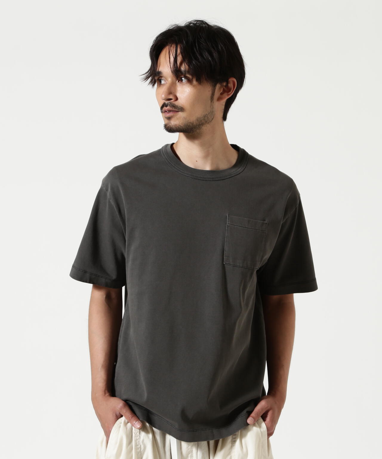 The Make Happy Studio/ザメイクハッピーストゥディオ/POCKET PUGMENT TEE