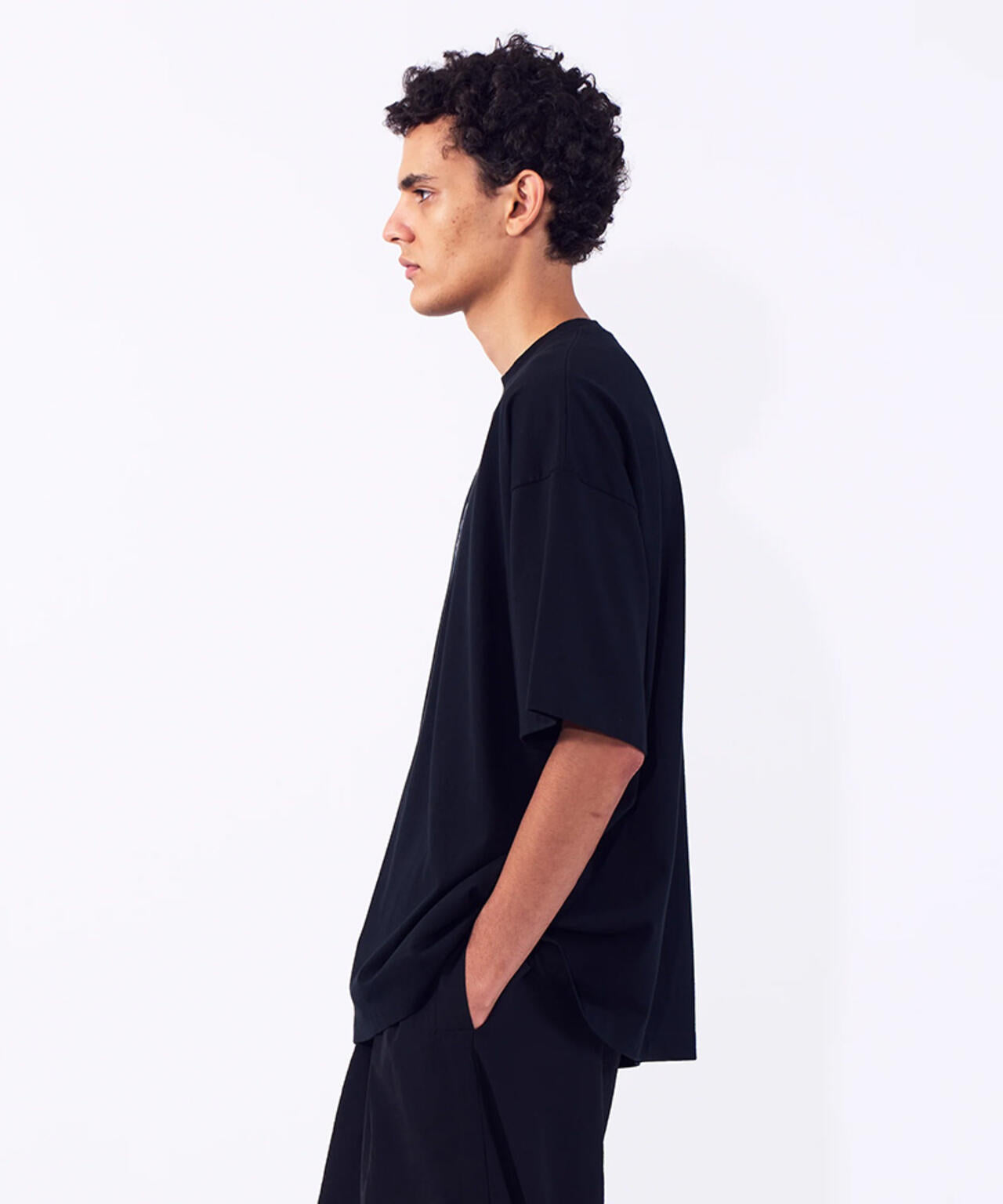 YOKE/ヨーク/Abstract Embroited T-shirt/YK26SS01230CS | GARDEN