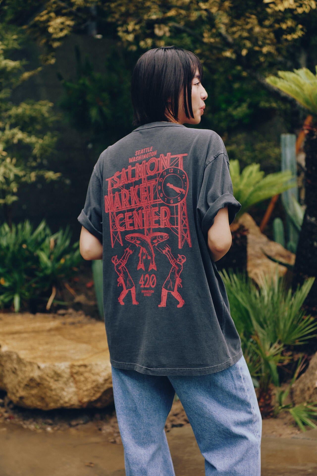 MANASTASH/マナスタッシュ/SALMON MARKET CENTER TEE