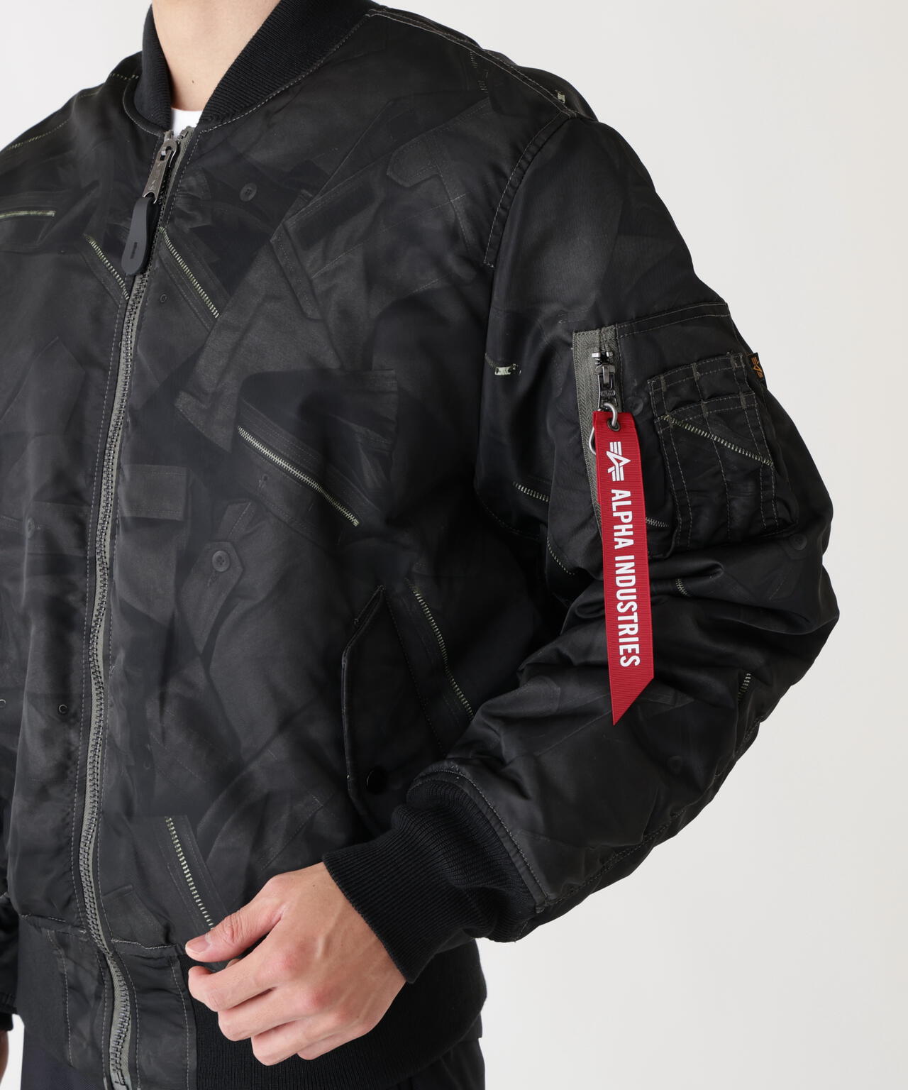 MA-1 ZIPPERED PRINT FLIGHT JACKET | Alpha Industries（アルファ