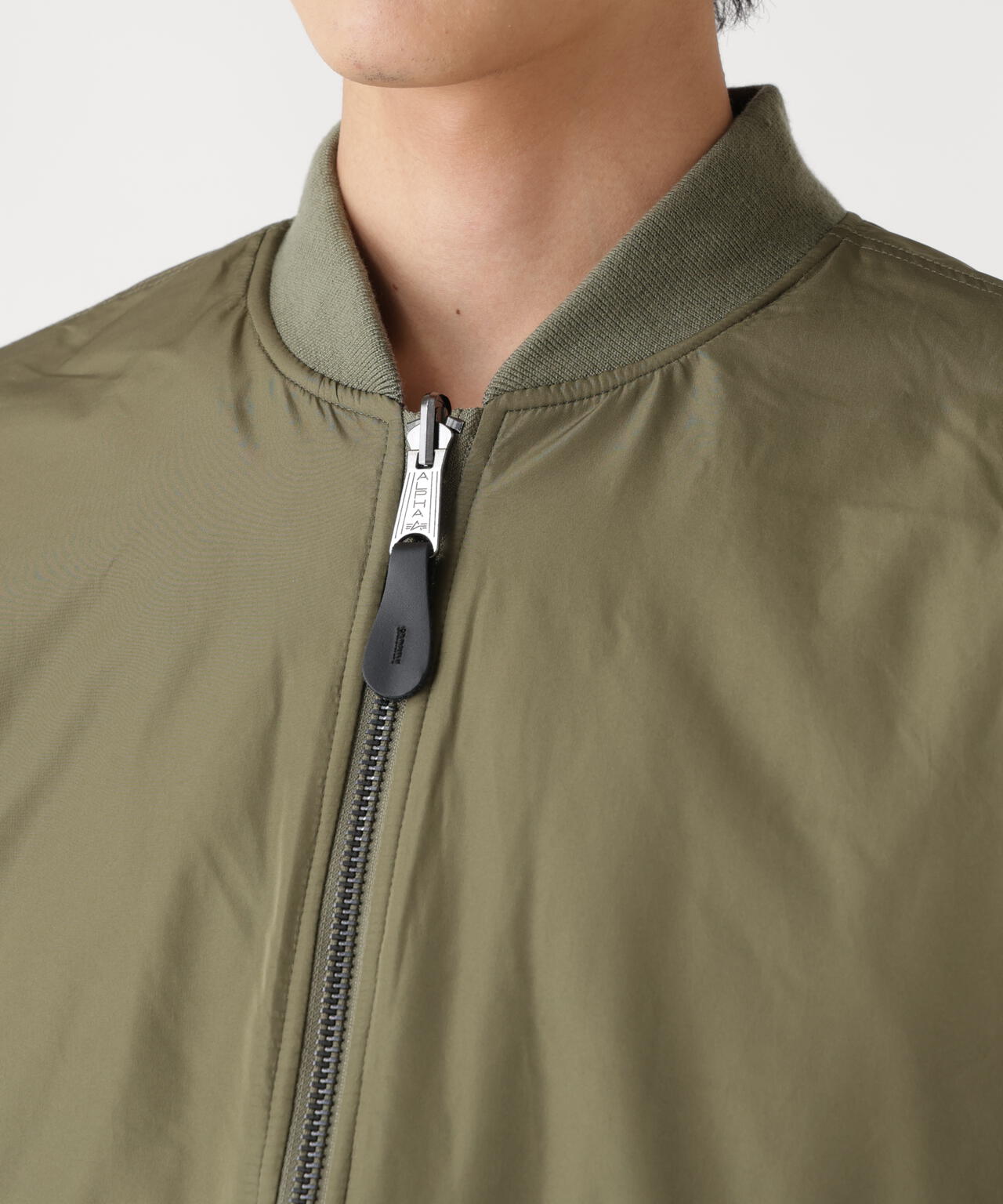 REVERSIBLE ONION QUILTED MA-1 FLIGHT JACKET | Alpha