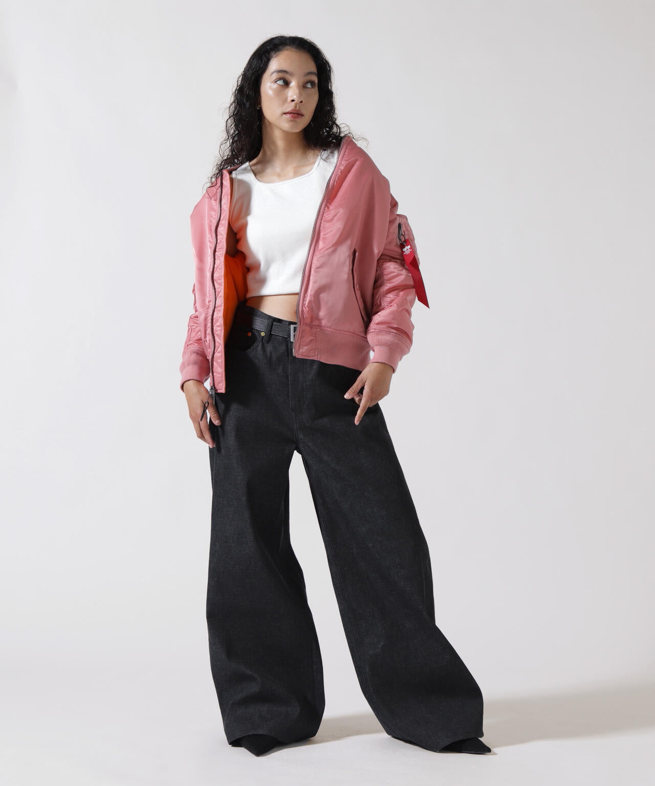 MA-1 W | Alpha Industries（アルファ インダストリーズ） ｜【公式