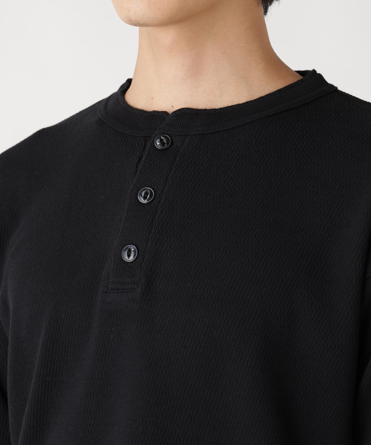 HONEYCOMB WAFFLE LS HENLEY NECK T-SHIRT
