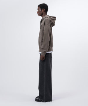 185cm C:83 W:66 H:86 着用サイズ：L