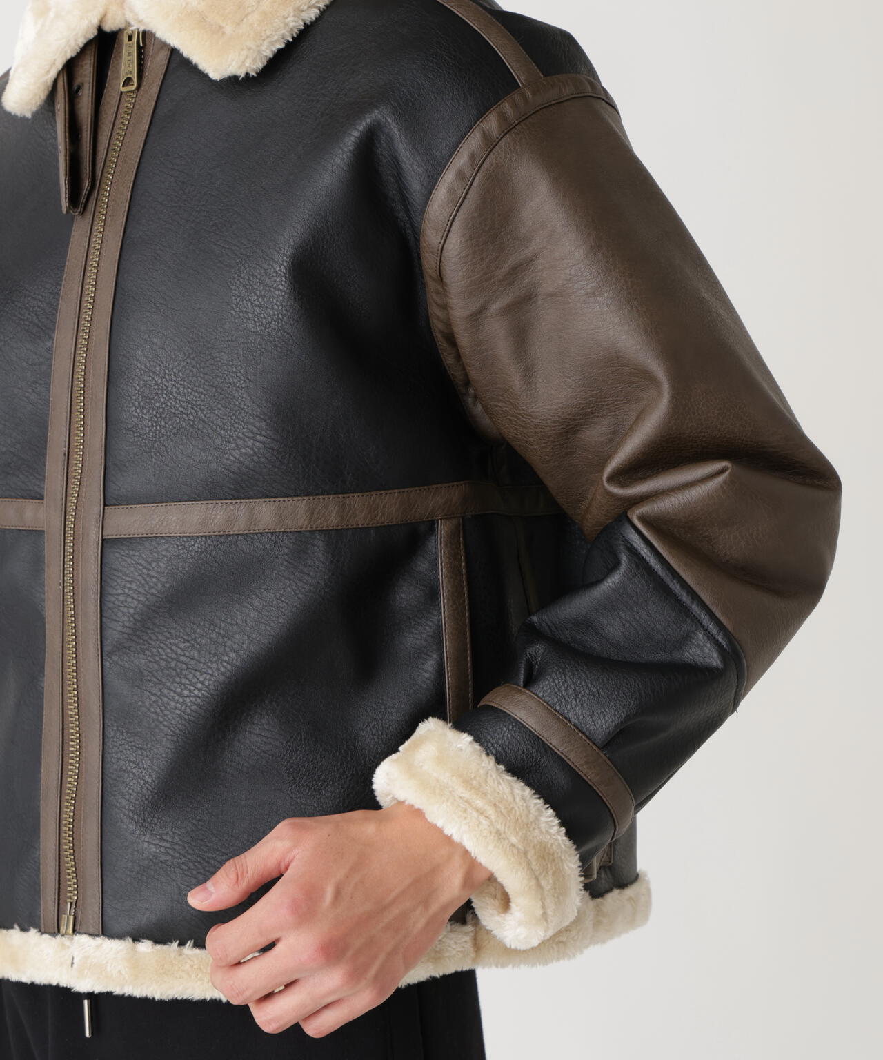 FAUX LEATHER B-3 MOD JACKET | Alpha Industries（アルファ