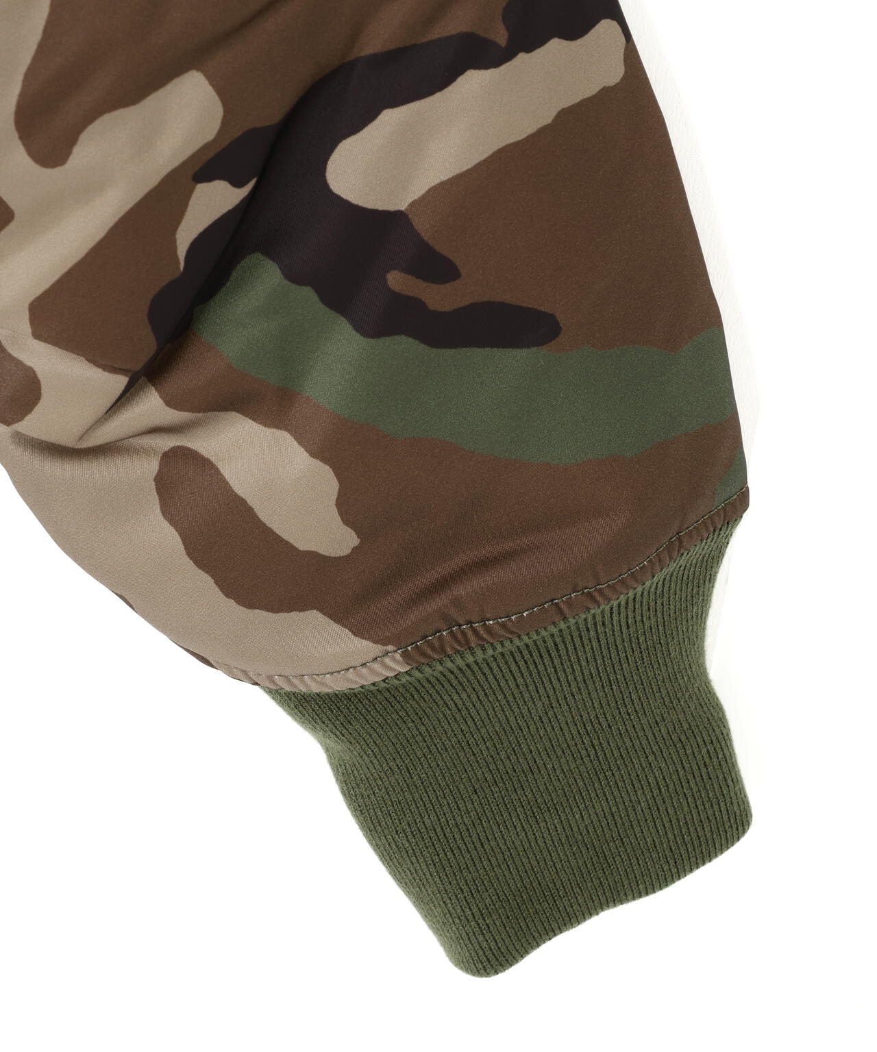 MA‐1 BASE FLIGHT JACKET CAMO | Alpha Industries（アルファ