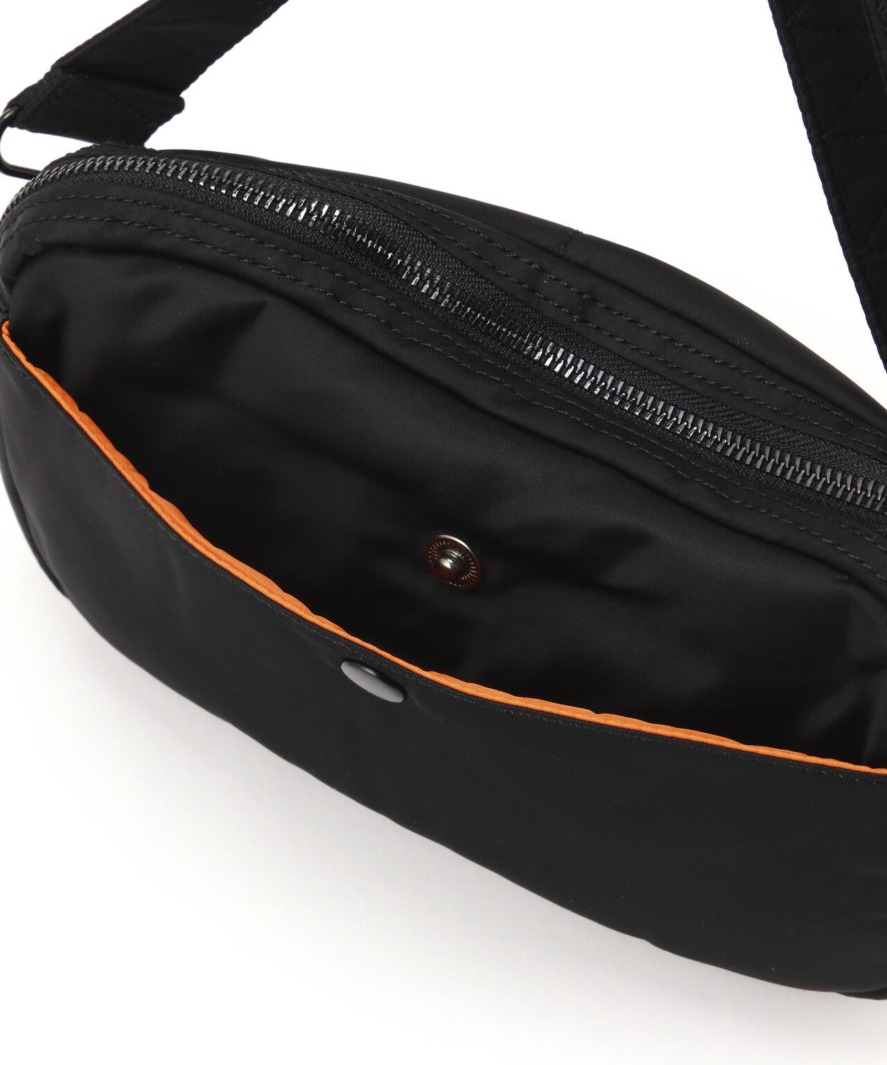 NYLON MESSENGER BAG