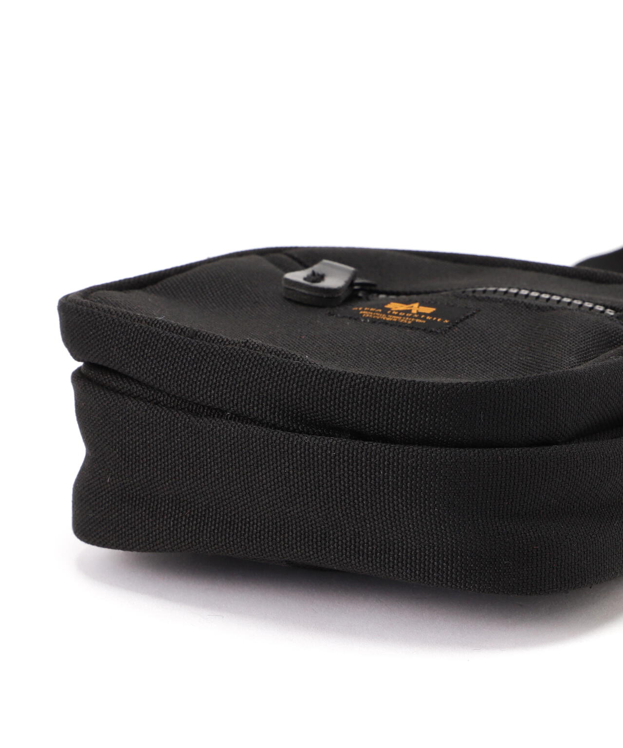 Label Messenger Bag S | Alpha Industries（アルファ