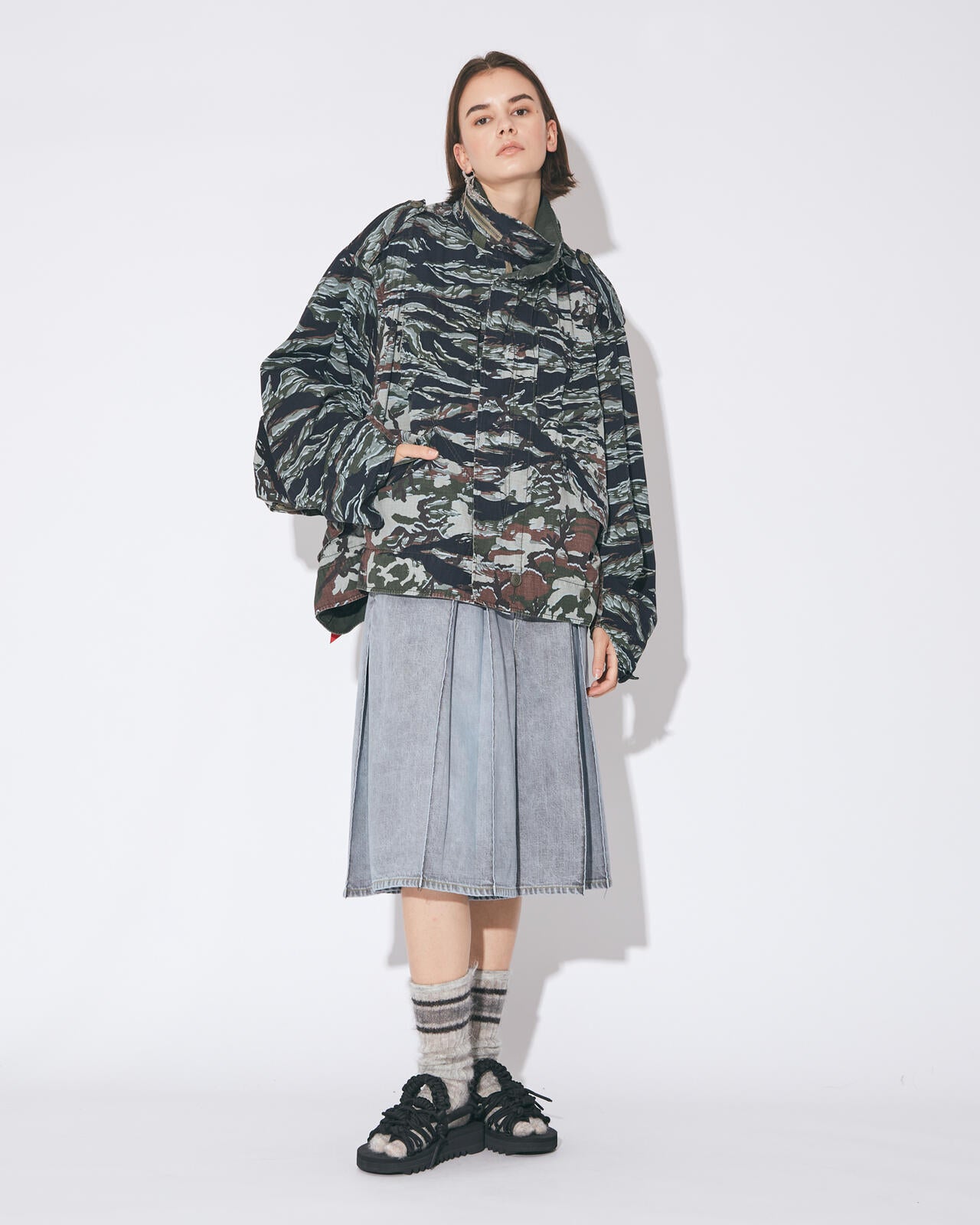 beautiful people × Alpha｜double-end camouflage field jacket