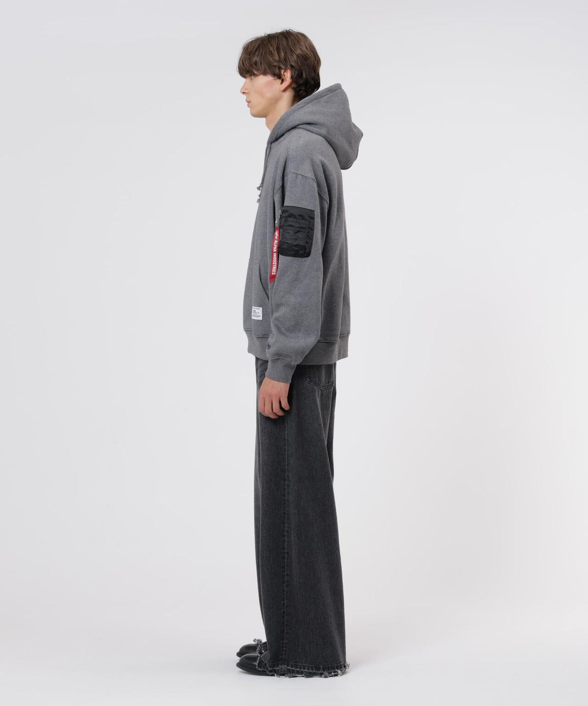 187cm C:80 W:70 H:91 着用サイズ：L
