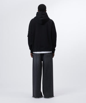185cm C:83 W:66 H:86 着用サイズ：L