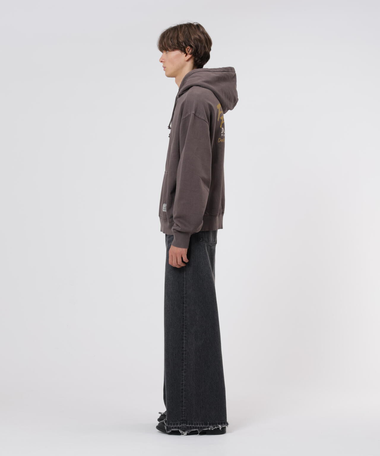 187cm C:80 W:70 H:91 着用サイズ：L