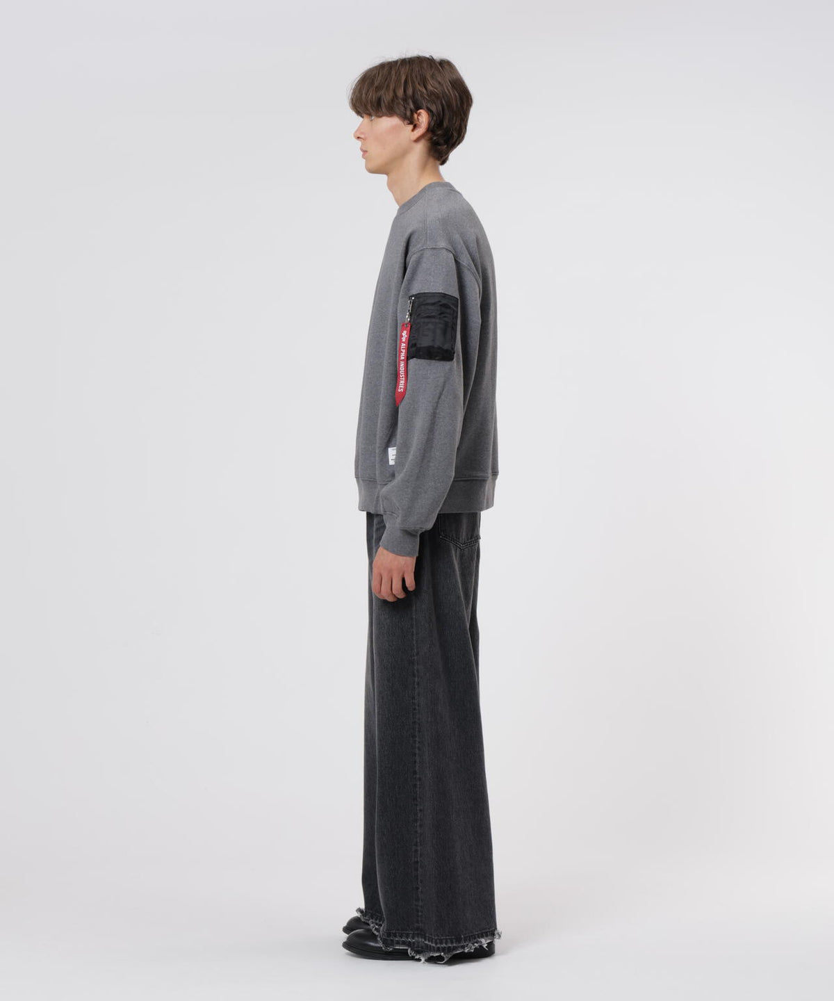 187cm C:80 W:70 H:91 着用サイズ：L