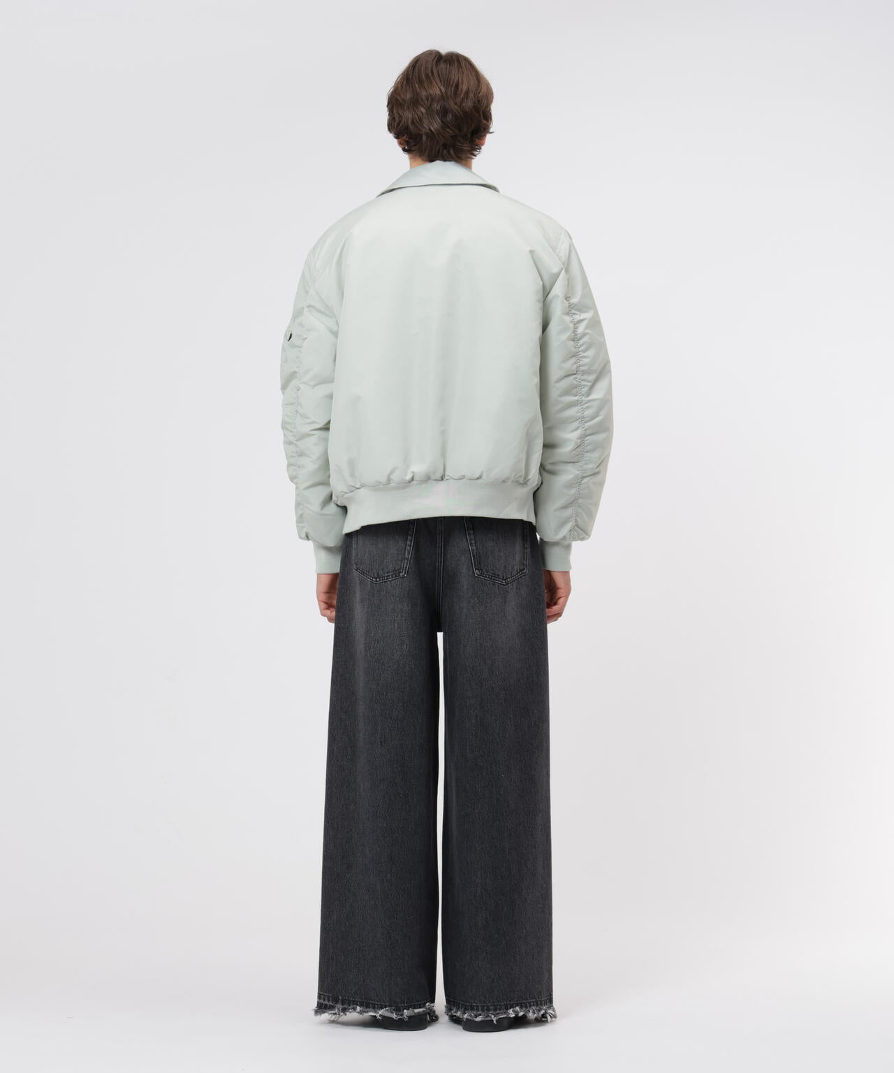 187cm C:80 W:70 H:91 着用サイズ：L